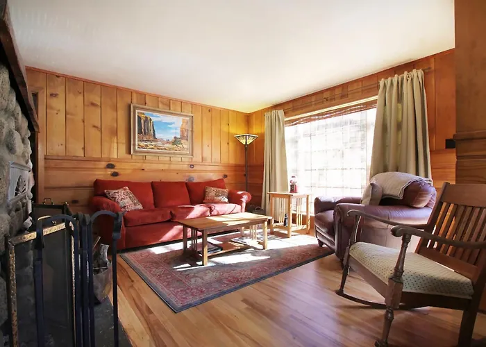 Ahwahnee-Be Vintage Cabin - Walk To Town!